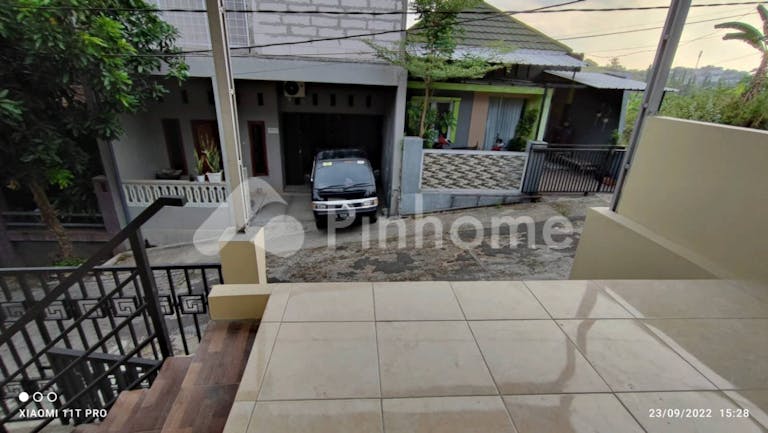 dijual rumah lokasi strategis dekat bank di kedungmundu - 5