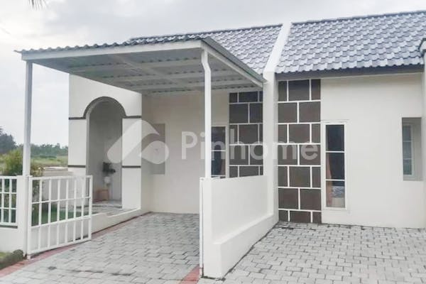 dijual rumah lokasi strategis di kedamean gresik di jalan raya kedamean gresik - 9