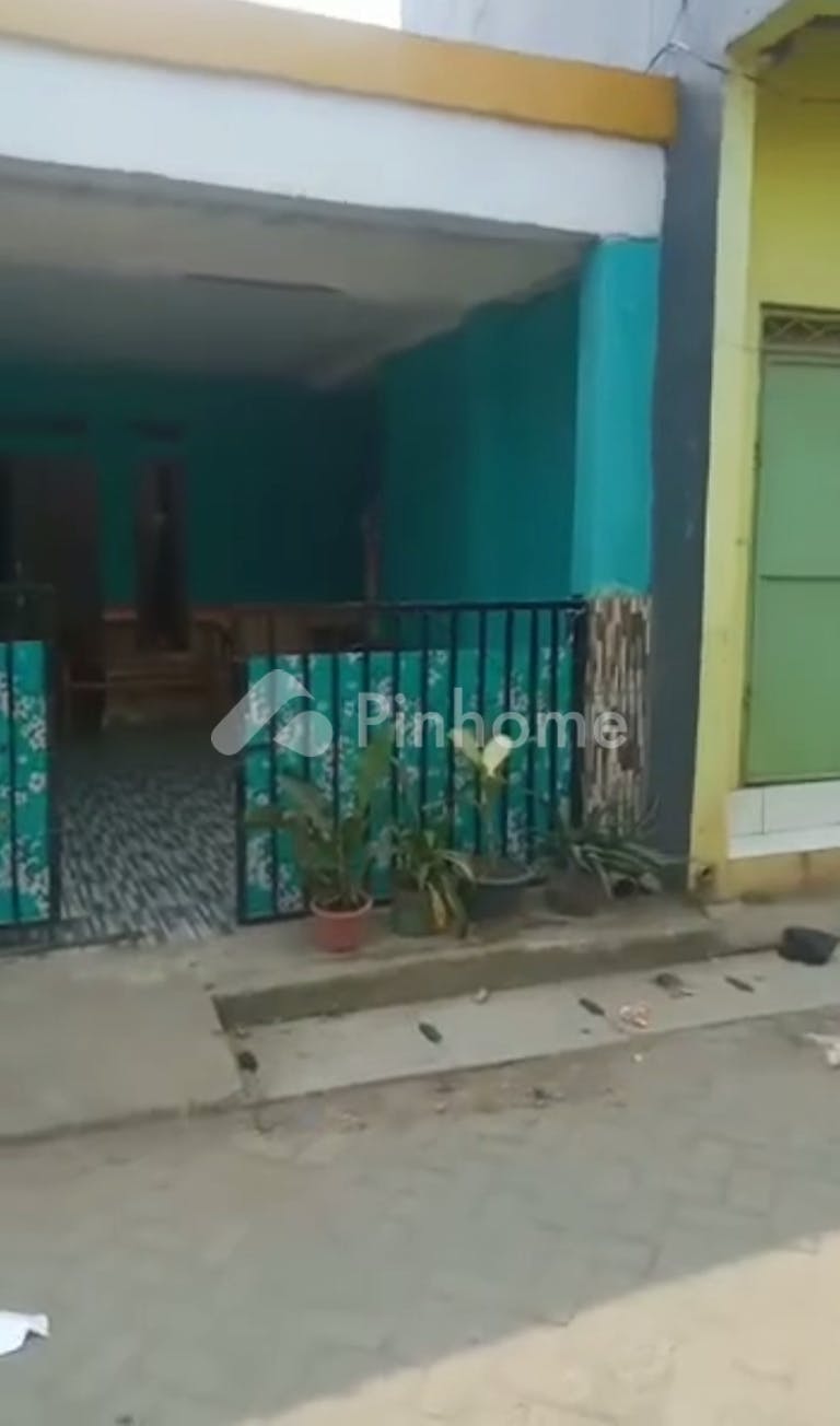 dijual rumah kampung full renov strategis di jalan panunggangan barat 1 - 5