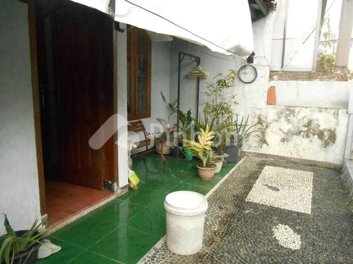 dijual rumah di antapani wetan - 10