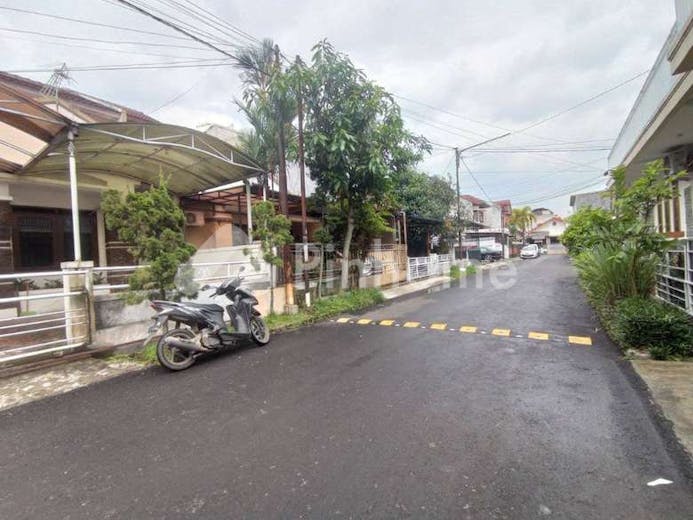 dijual rumah siap huni di jl senam indah - 8