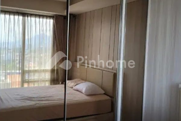 disewakan apartemen lux 3br di landmark apartemen - 3