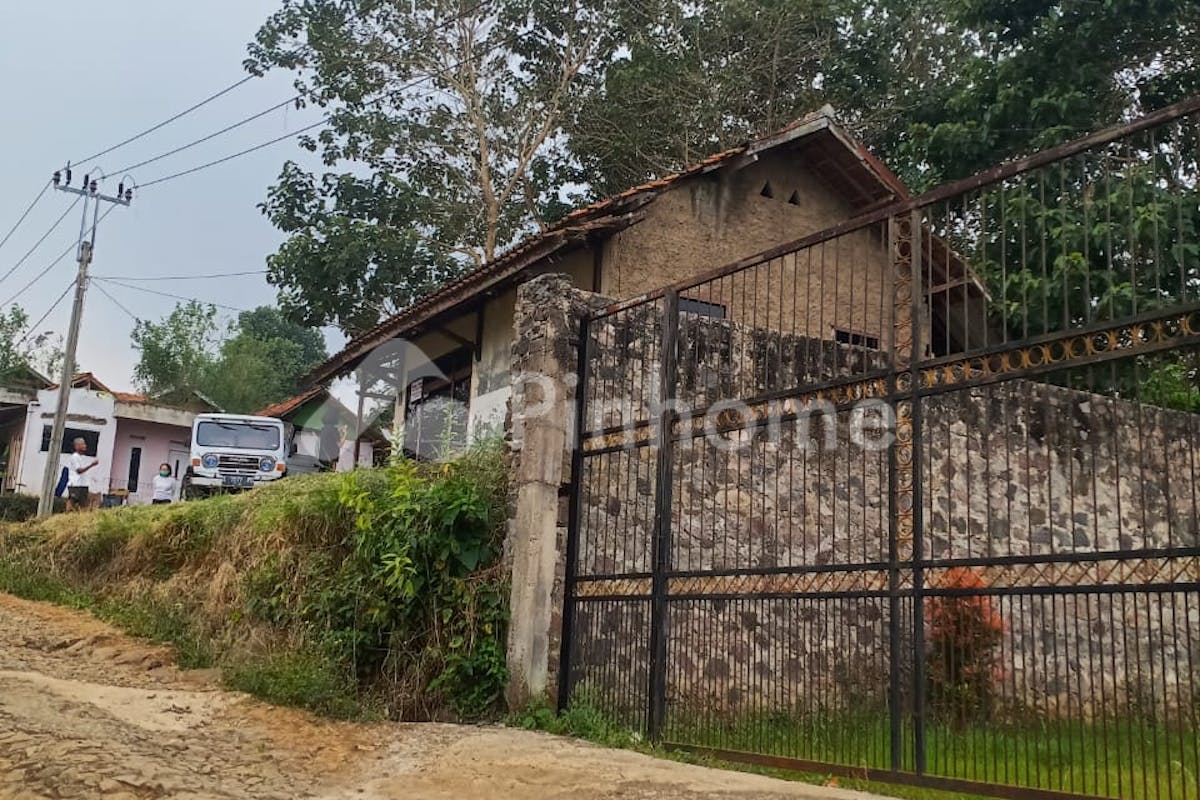 similar property dijual tanah komersial lingkungan asri di jalan caringin raya lembang - 4