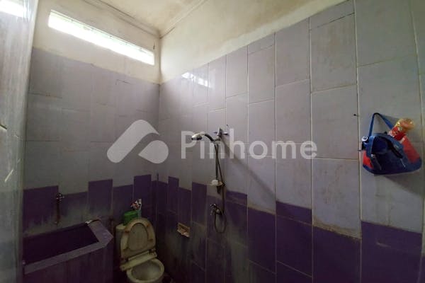 dijual rumah lokasi strategis di jalan lingkar ngembal kudus - 9