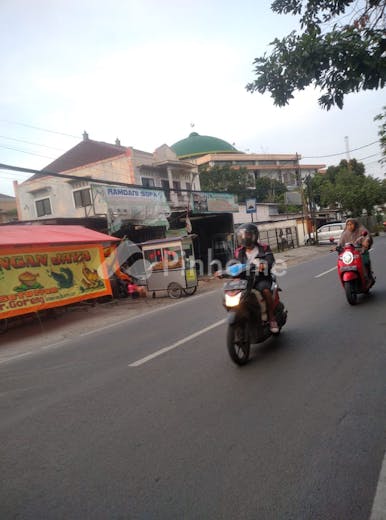 dijual tanah komersial lokasi strategis dekat masjid di jl  masjid al wustho - 3