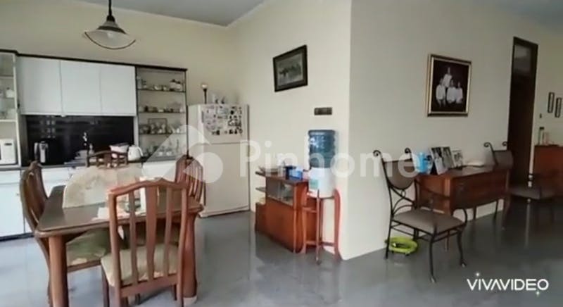 dijual rumah apik dan terawat   di puri indah - 15