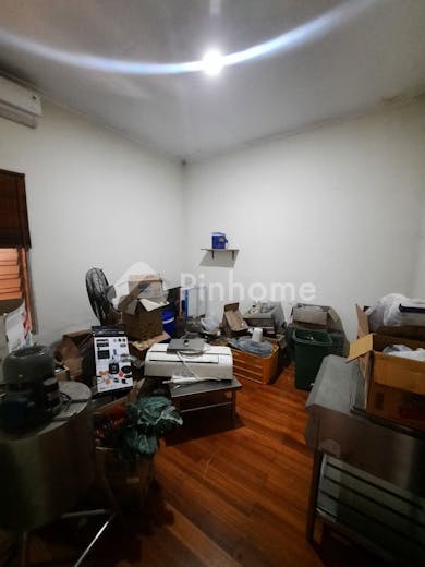 dijual rumah dekat merr  nginden  its  unair  unitomo  itats di klampis harapan - 5