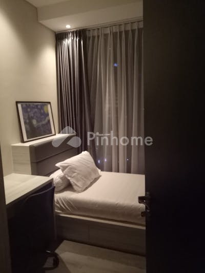 dijual apartemen fasilitas terbaik di sudirman suites - 4