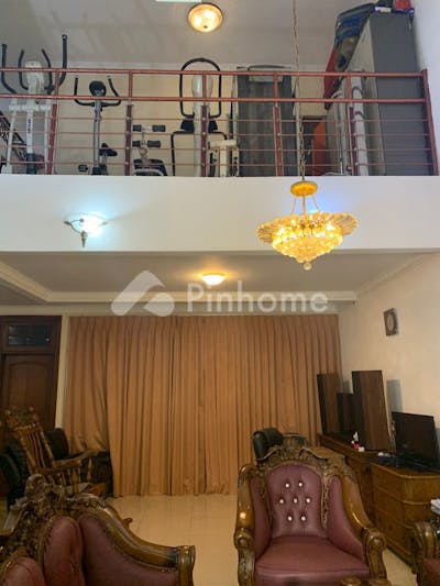 dijual rumah siap huni di kemang pratama - 4