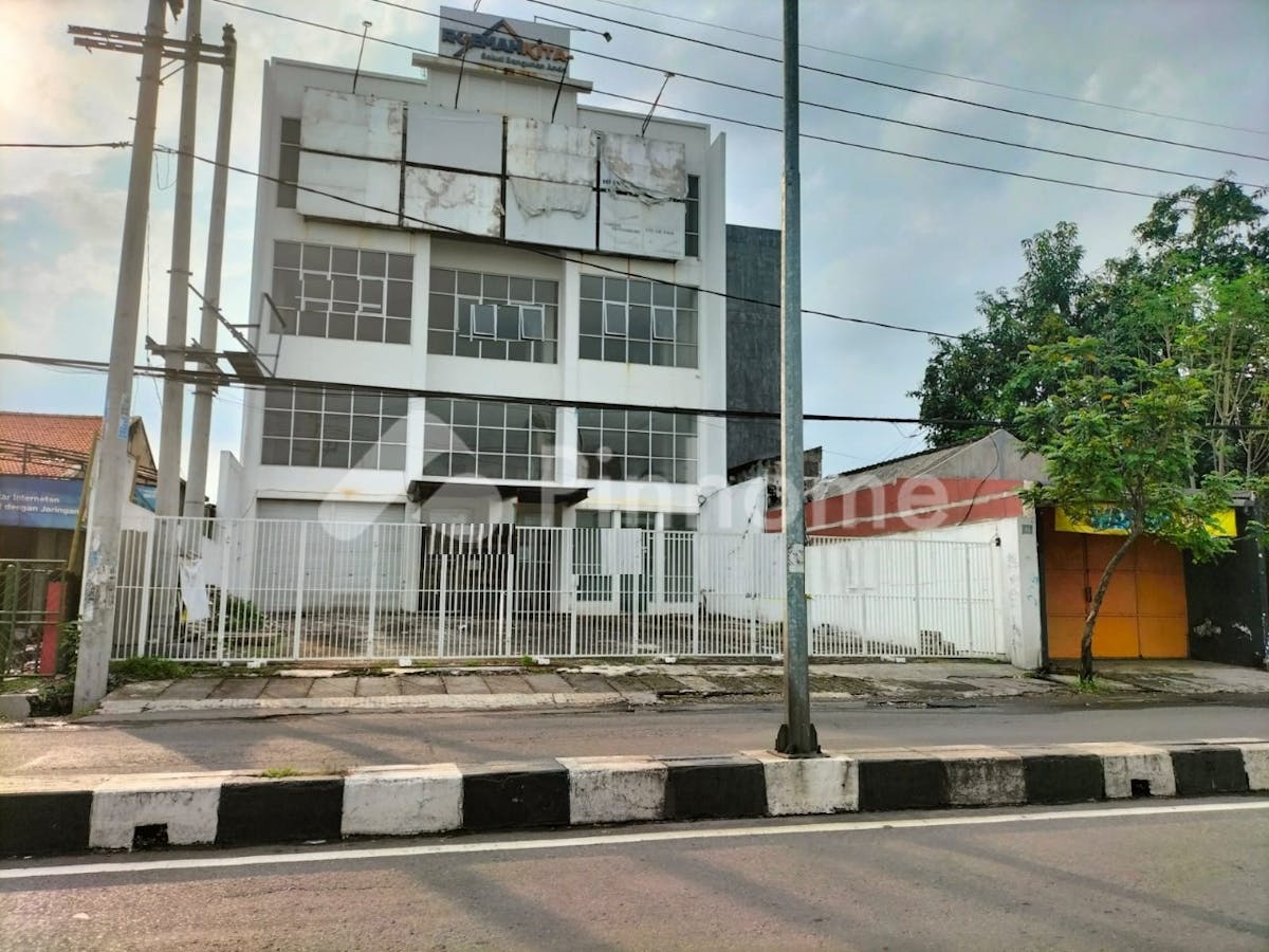 Disewakan Ruko Siap Huni Dekat RS di Jln Raya Kalirungkut - Gambar 1