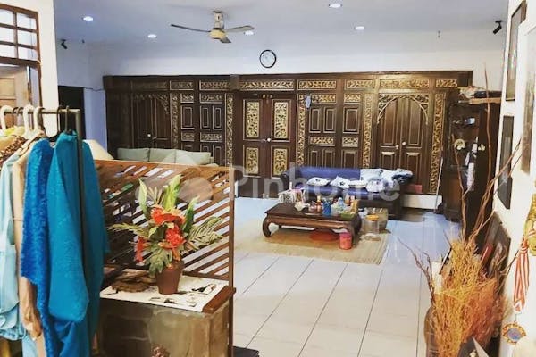 dijual rumah jemursari di jemursari - 9