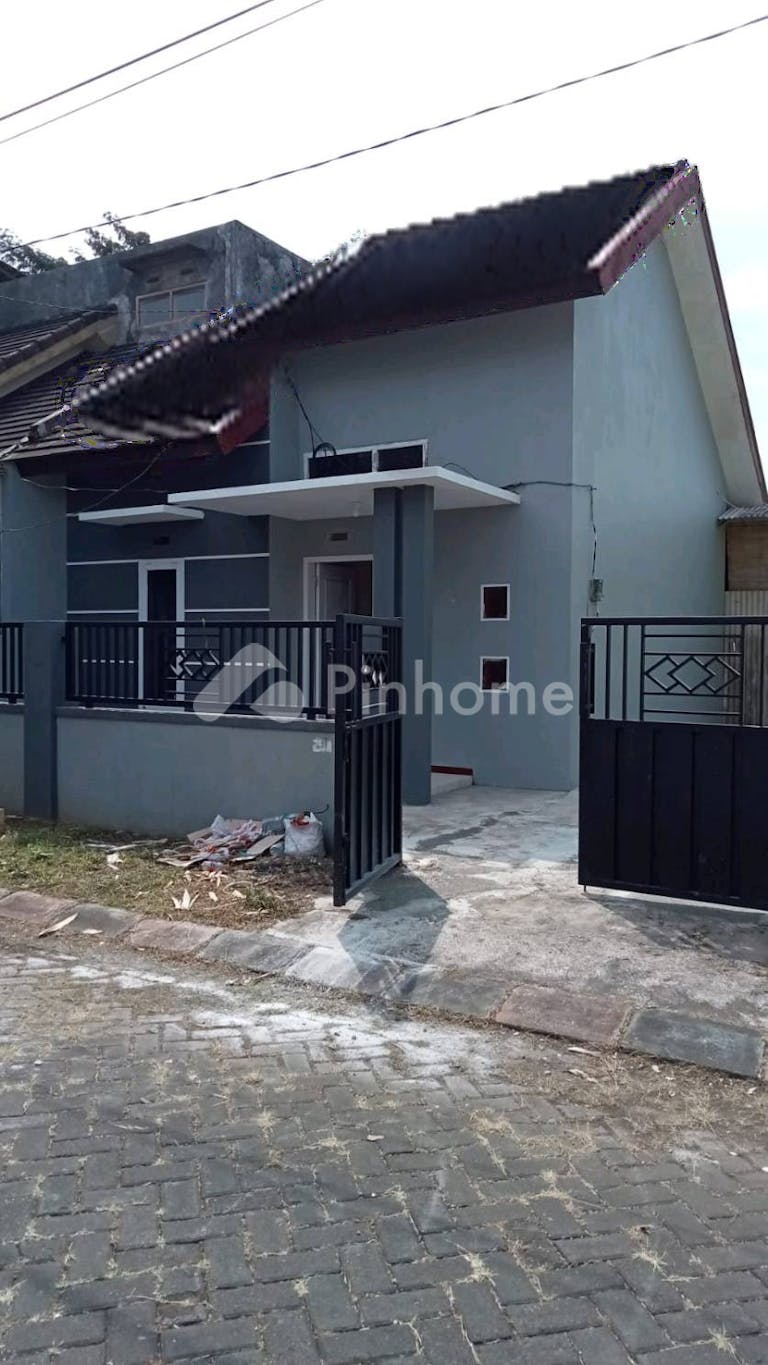 disewakan rumah 2kt 117m2 di dau