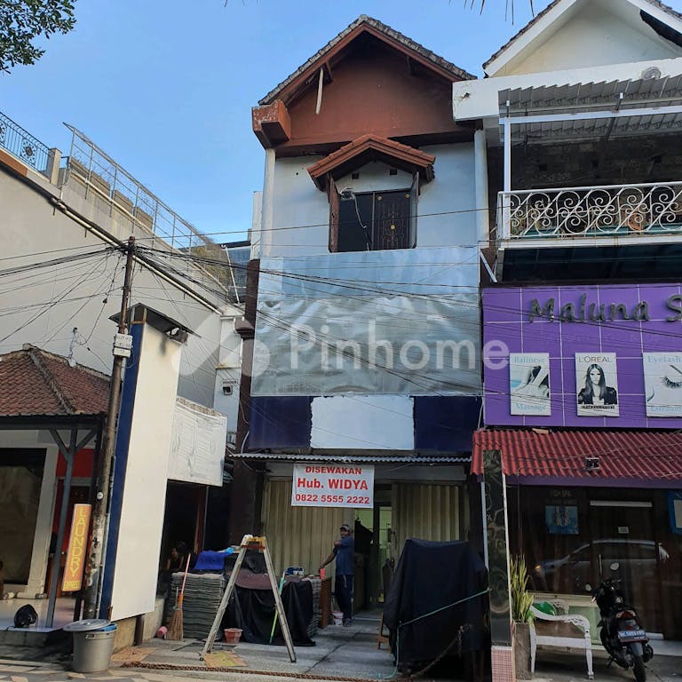 Disewakan Ruko 3 Lantai Lokasi Bagus di Jl Sriwijaya - Gambar 2