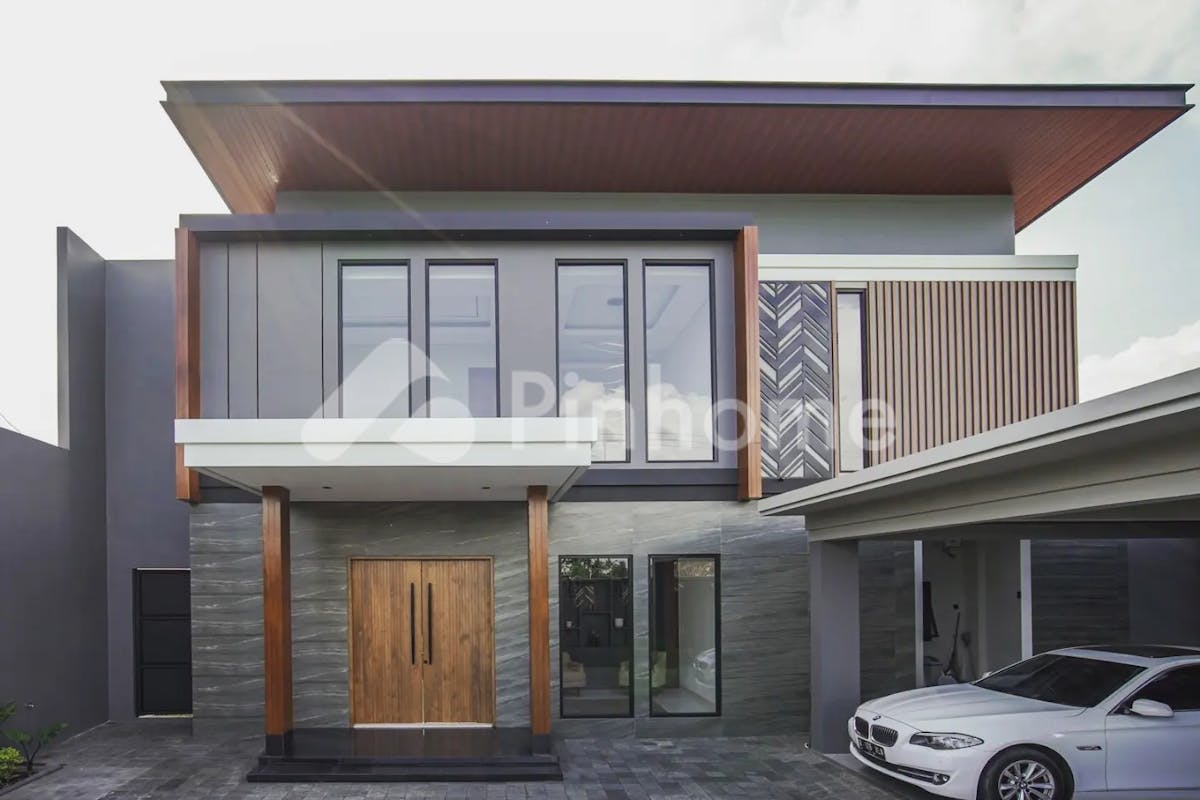 similar property dijual rumah 2 lantai bagus dan nyaman di jl  palagan km 10 sleman  yogyakarta - 9