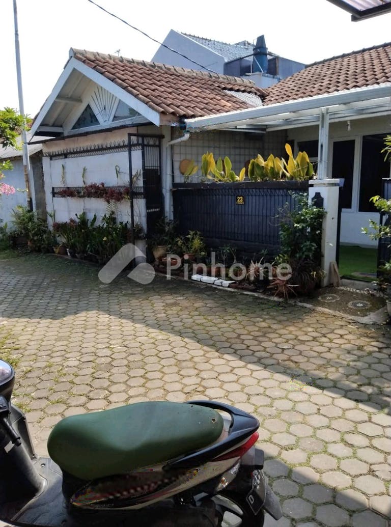 disewakan rumah murah di arcamanik di jl  banjarsari - 1