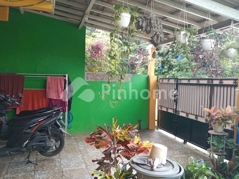 dijual rumah siap huni di jalan duku no 13 - 9