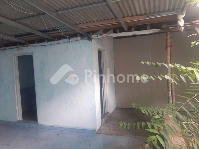 dijual rumah di jalan tahunan - 6