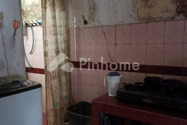 dijual rumah 2 lantai siap huni di jl  pasir honje - 6