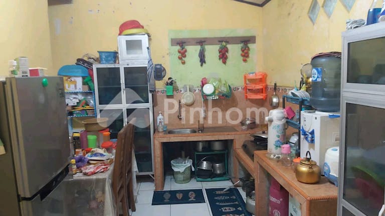 dijual rumah lokasi strategis di perumahan sewaka indah - 4