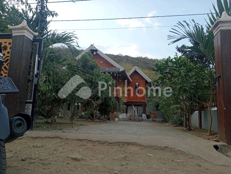 dijual rumah 1kt 200m2 di balat beach taliwang nusategara barat - 1