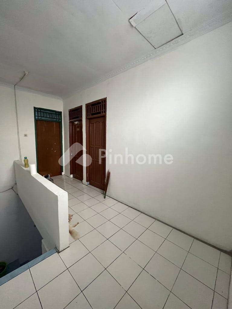 Dijual Rumah 2 Lantai Siap Huni Dekat RS di Jl. Pondok Serut 1 - Gambar 5