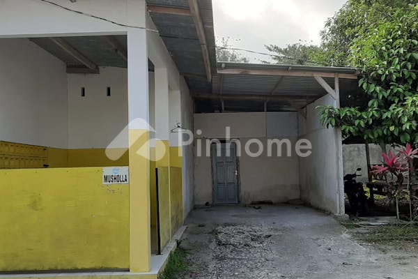 dijual ruko dan bangunan lokasi strategis di jl  ahmad yani selagalas - 10