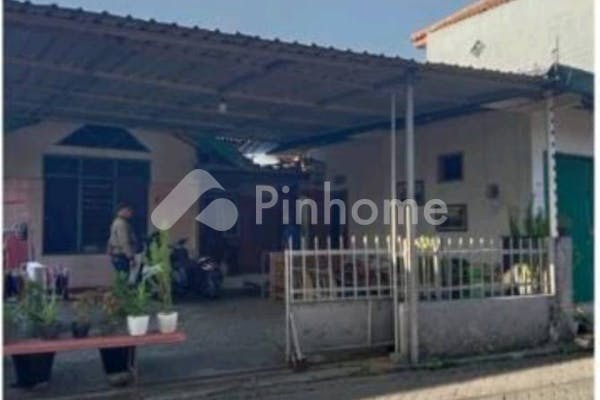 dijual rumah dekat ambarukmo plaza di sorowajan - 1