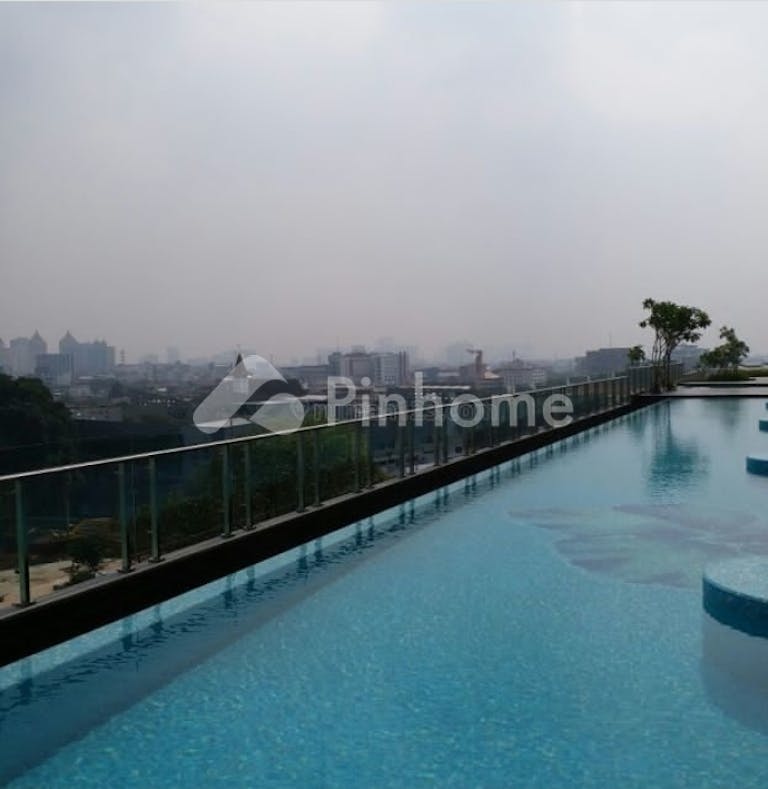 disewakan apartemen murah harian di menteng park residence - 3