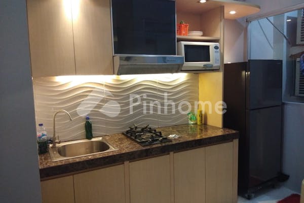 dijual apartemen lokasi strategis di apartemen menteng square - 5