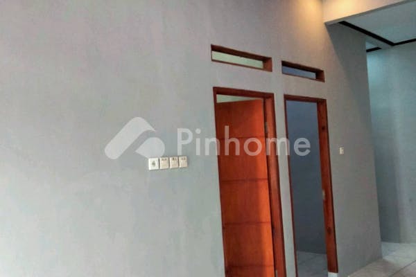 dijual rumah 2kt 60m2 di cikasungka - 8