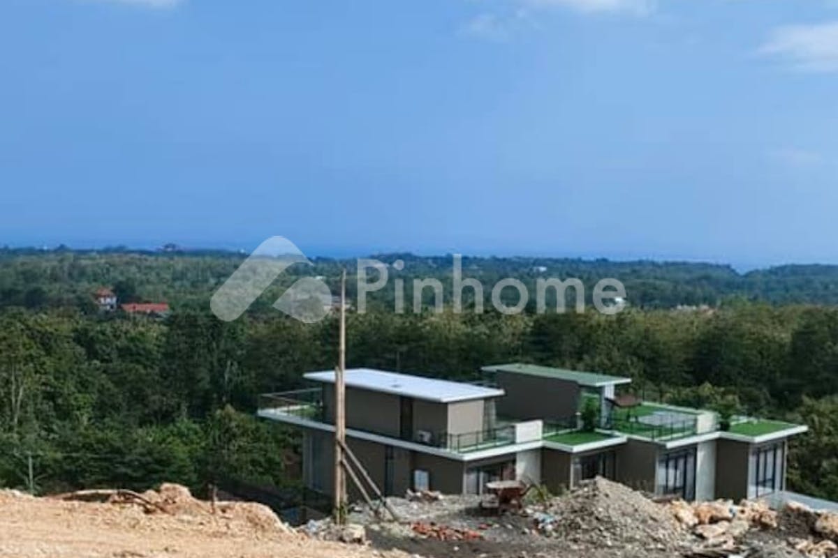 similar property dijual tanah komersial lokasi bagus dekat pantai di ungasan  kec  kuta sel   kabupaten badung  bali - 4