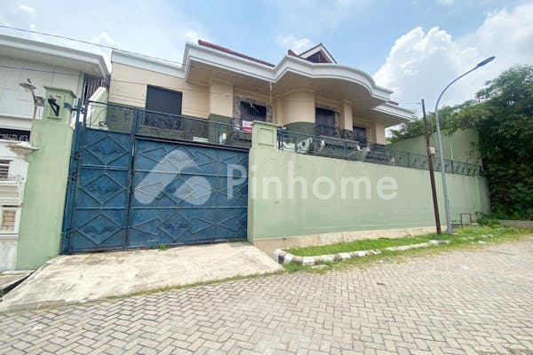 dijual rumah lokasi strategis dekat rs di tandes  kidul  lor  gedang asin - 1