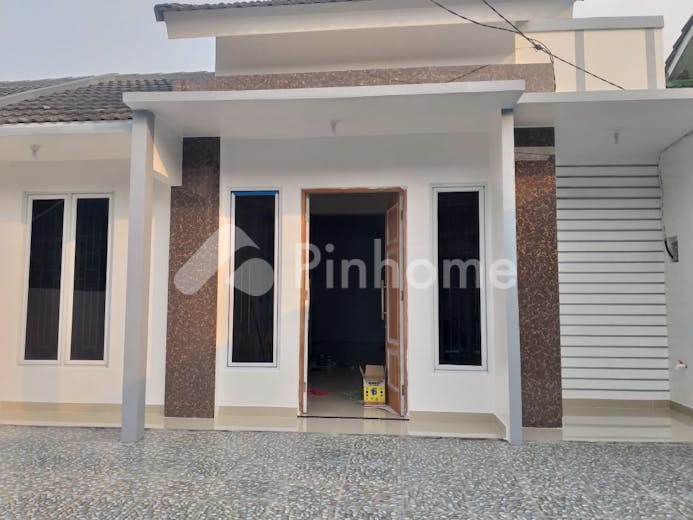 dijual rumah lokasi strategis di citra raya - 2