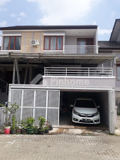 dijual rumah 2 5 lantai di kota bali residence - 1