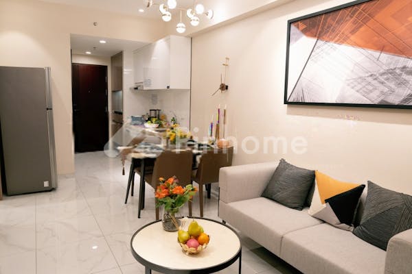 dijual apartemen 2br mewah dan strategis di apartemen sky house bsd - 1