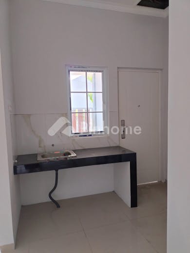 dijual rumah rumah mempesona  minimalis  murah dan luas  b0723  di villa indah permai bekasi - 4