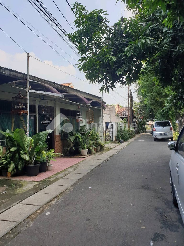 dijual rumah   10 kios pinggir jalan raya di jl cikoko timur raya - 8