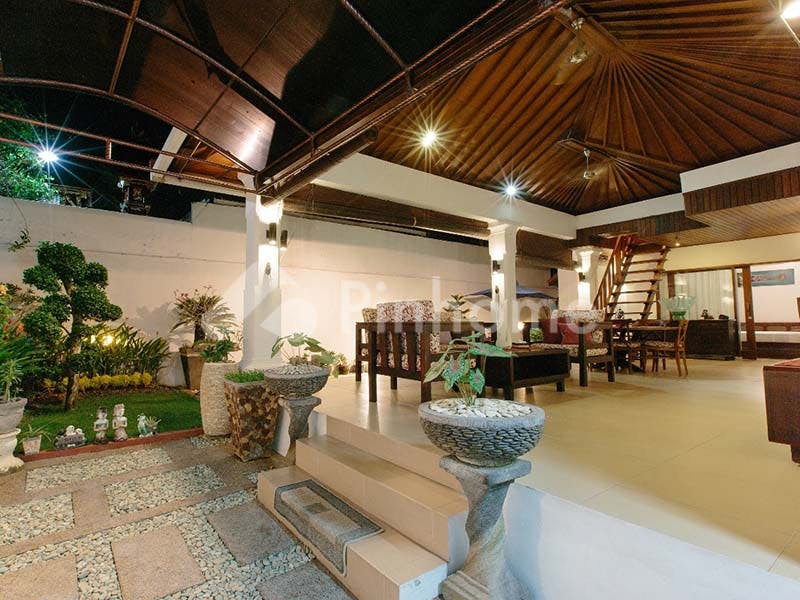 dijual rumah villa fully furnished dekat kawasan wisata di padangsambian klod kelod - 10