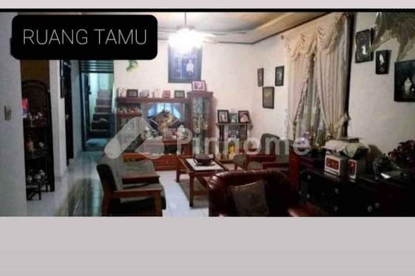 dijual rumah bulatan di komp  taman mitra a1 no  13 - 1