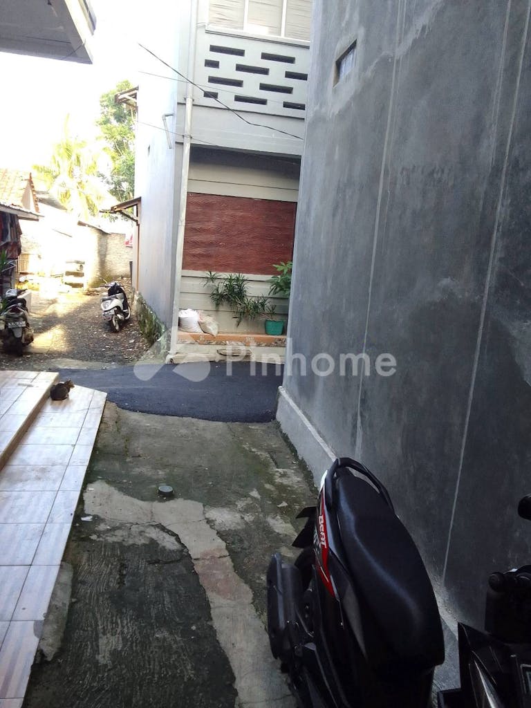 dijual rumah lokasi strategis di jl kemenyan ciganjur - 9