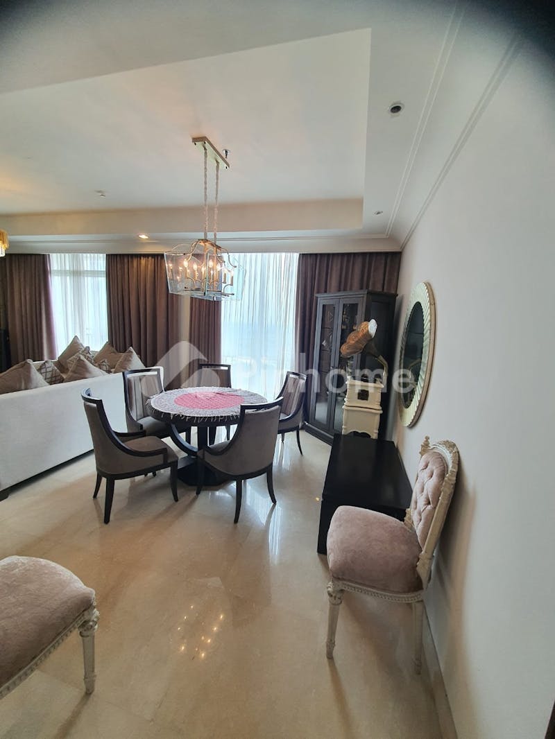 dijual apartemen siap huni dekat rs di apartemen pakubuwono view jl  sultan iskandar muda - 1