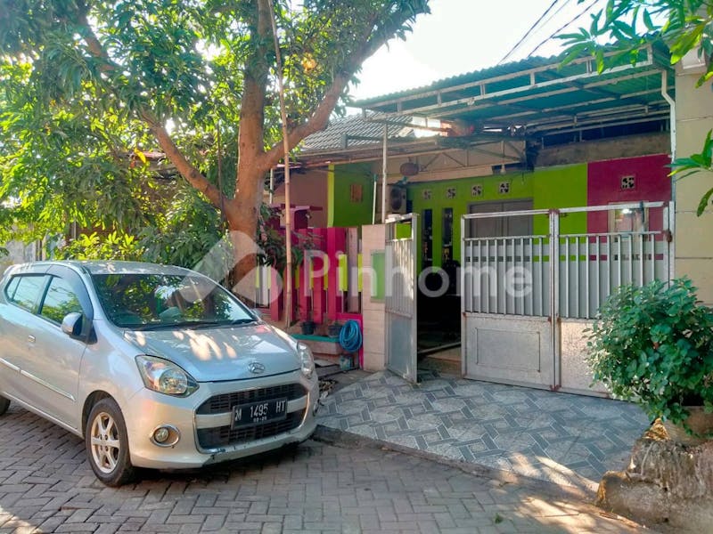 dijual rumah murah strategis siap huni di the graha krian sidoarjo - 1