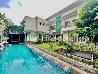 dijual rumah bagus siap huni di menteng - 5