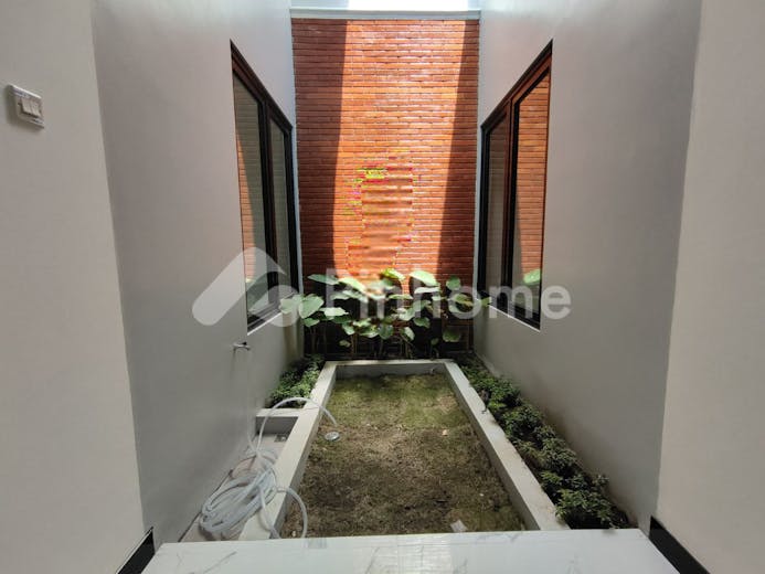 dijual rumah cantik super strategis di maguwo depok sleman yogyakarta - 22