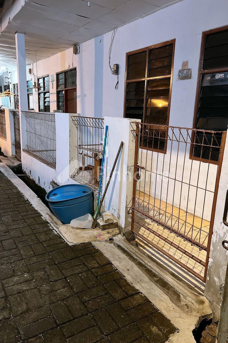 disewakan rumah harga sewa   1 pintu di jakarta pusat - 1