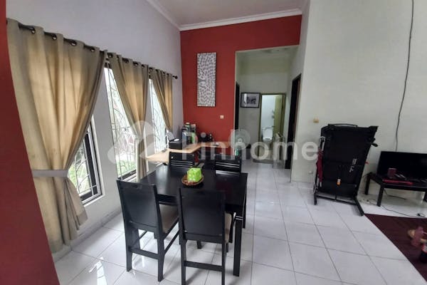 dijual rumah lokasi bagus dekat puskesmas di btn lombok barat  jl  pariwisata - 8