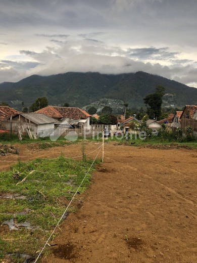 dijual tanah komersial jarang ada dekat fasilitas umumu di kota baru parahyangan - 1