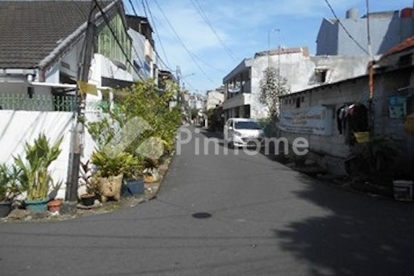 dijual rumah nyaman dan asri di jl  rawa kepa vi  tomang  grogol petamburan  jakarta barat - 3