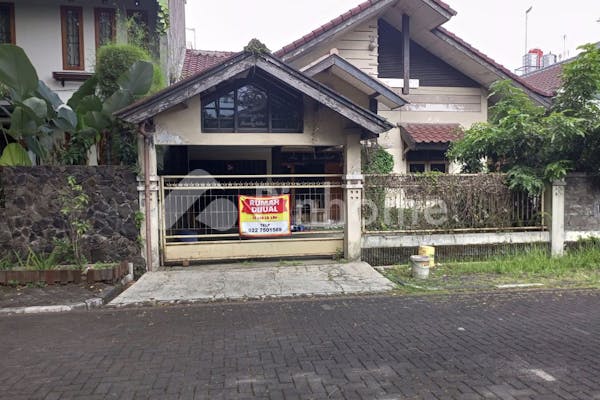 dijual rumah rumahtua di bintang