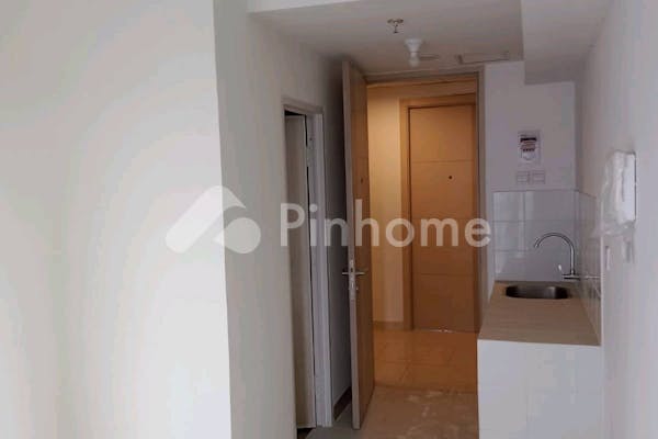 dijual apartemen siap huni dekat mall di pik2 tokyo riverside - 4